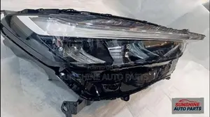 Honda Vezel RV 5 J8 Head Light
