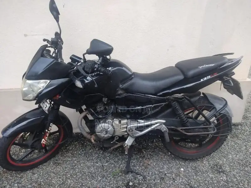Bajaj Pulsar 135 LS 2011