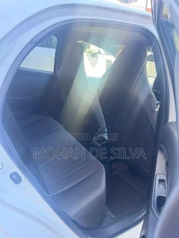 Toyota Yaris G 2024
