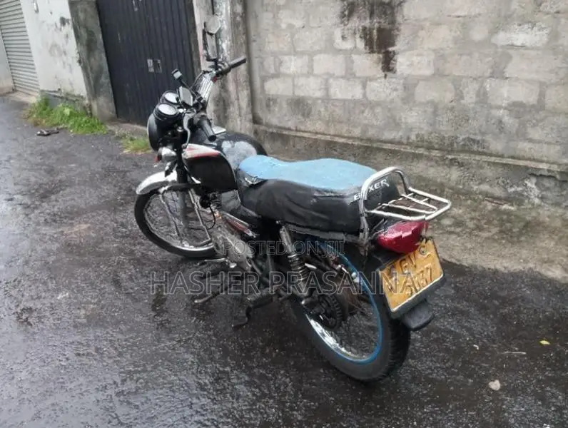 Bajaj Boxer 2003