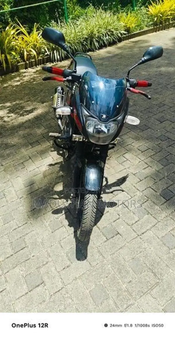 Bajaj Pulsar 150 2017