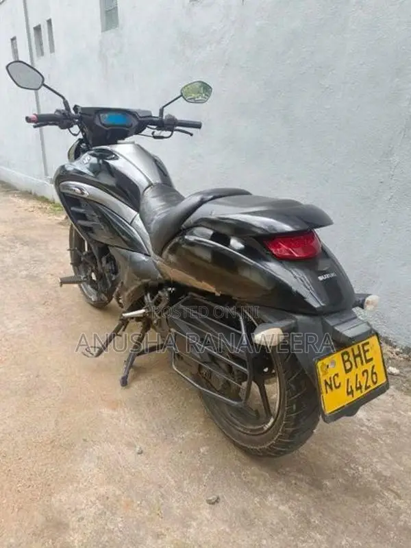 Suzuki Intruder ABS 2018