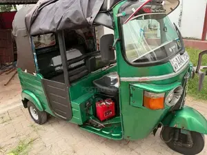 Bajaj RE 2014