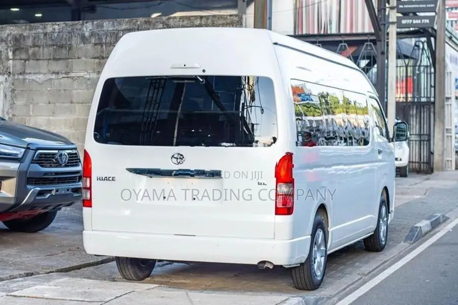 Toyota Hiace GDH223 HighRoof 2026