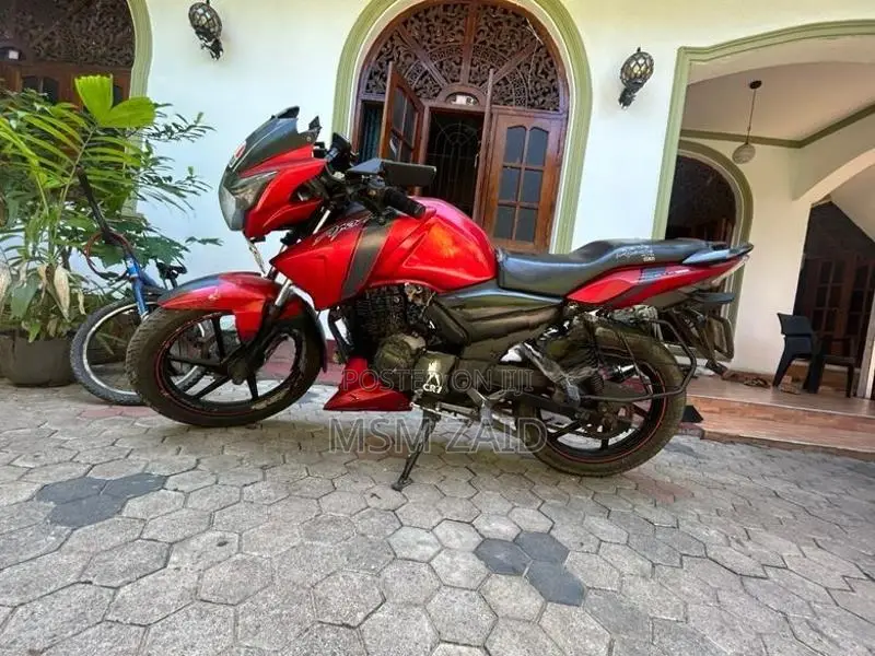 TVS Apache 2014