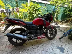 TVS Apache 2014
