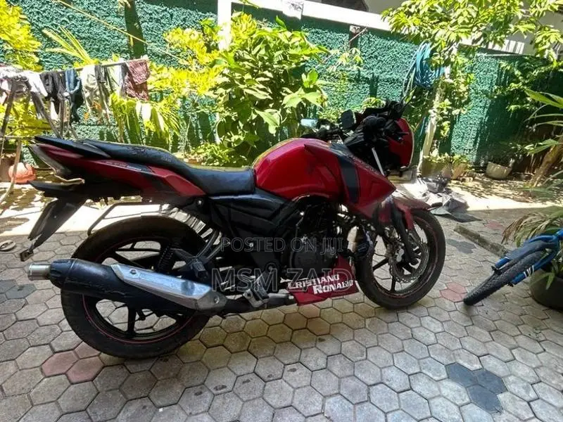 TVS Apache 2014