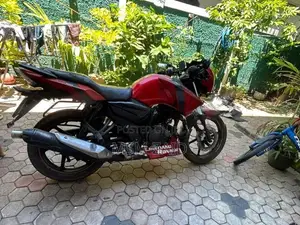 TVS Apache 2014