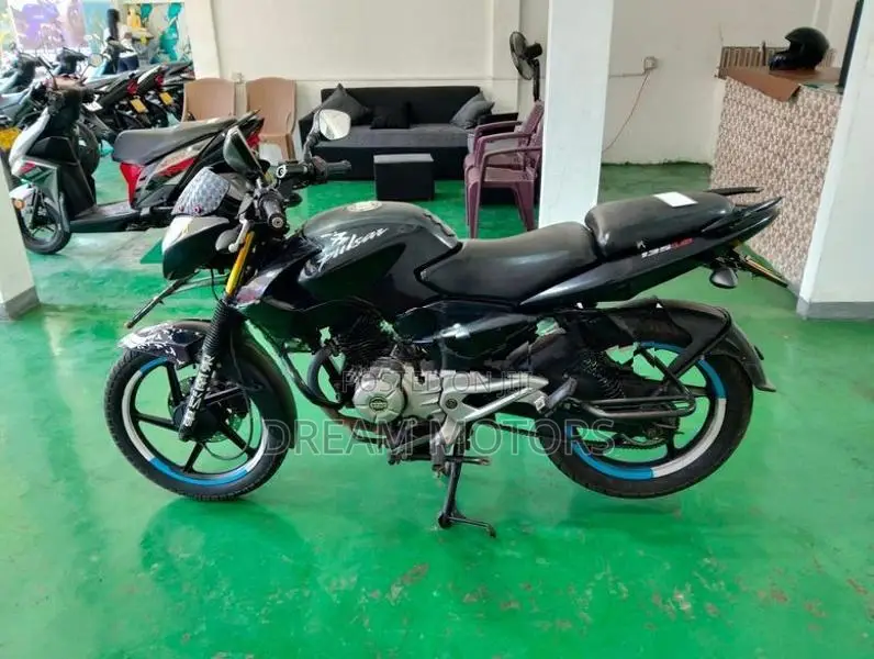 Bajaj Pulsar 135 2015