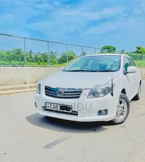 Toyota Axio 2010