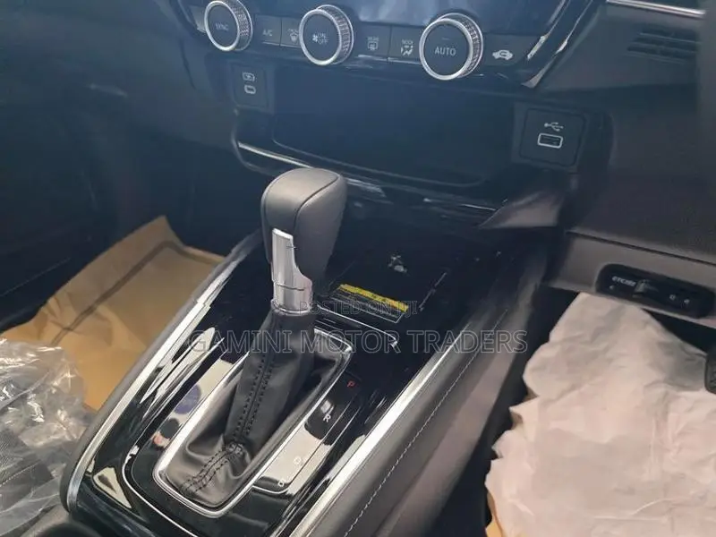 Honda Vezel Z Premium Sunlight 2026