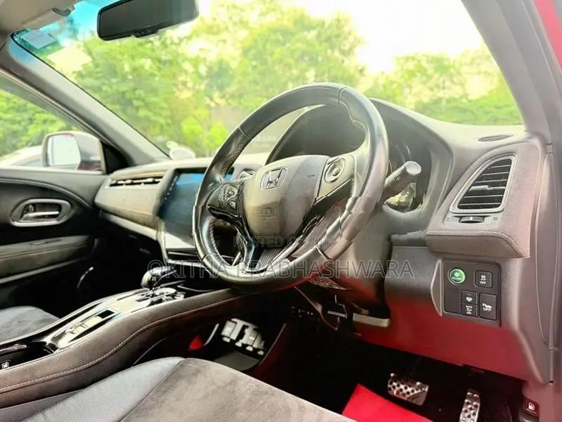 Honda Vezel RS Sensing 2016