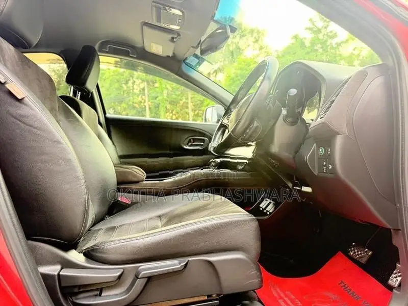 Honda Vezel RS Sensing 2016