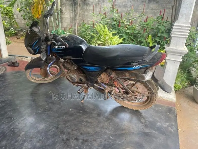 Bajaj Discover 125 2005