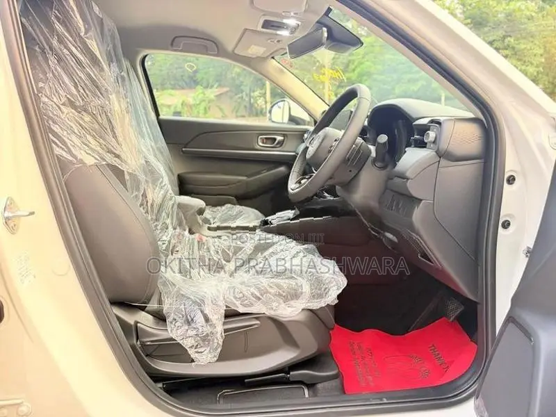 Honda Vezel Z Premium 2026