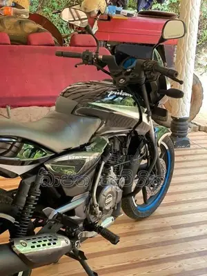 Bajaj Pulsar 150 2011