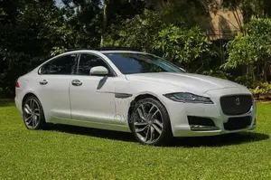 Jaguar XF R-Dynamic - HSE 2017