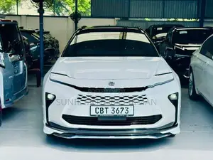 Toyota Crown ESTATE Z HEV Highest 2025