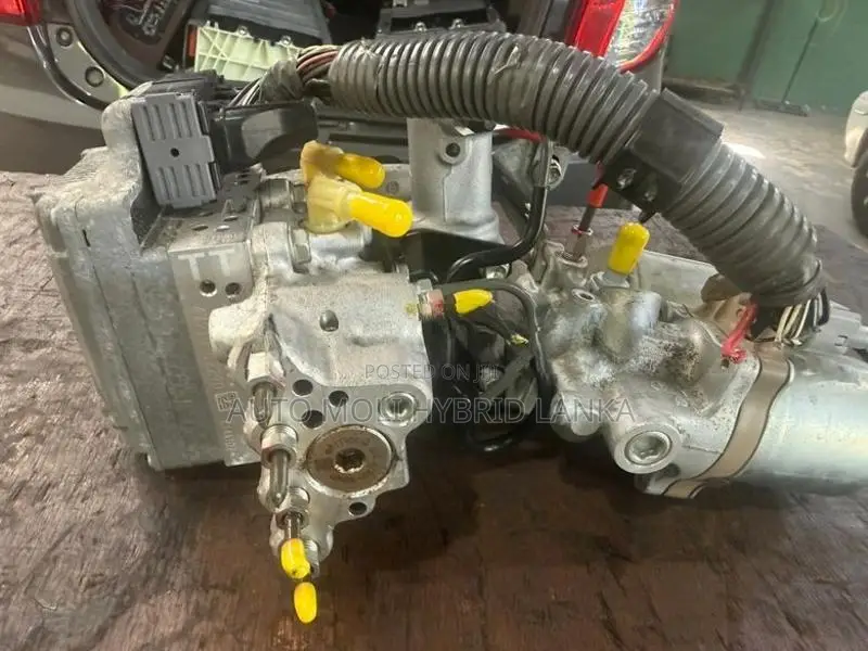 TOYOTA AQUA ABS Module