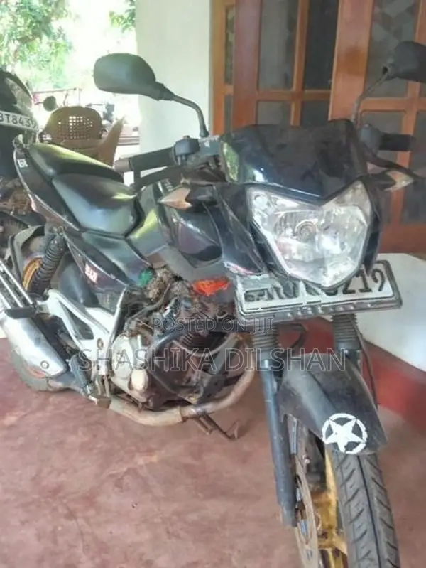 Bajaj Pulsar 135 2015