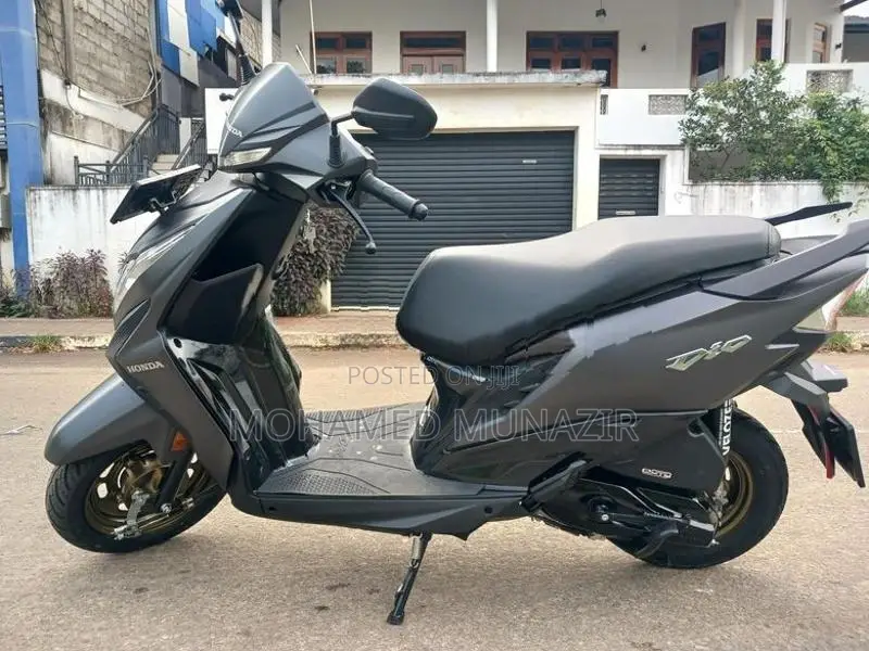 Honda Dio DLX 110 2026