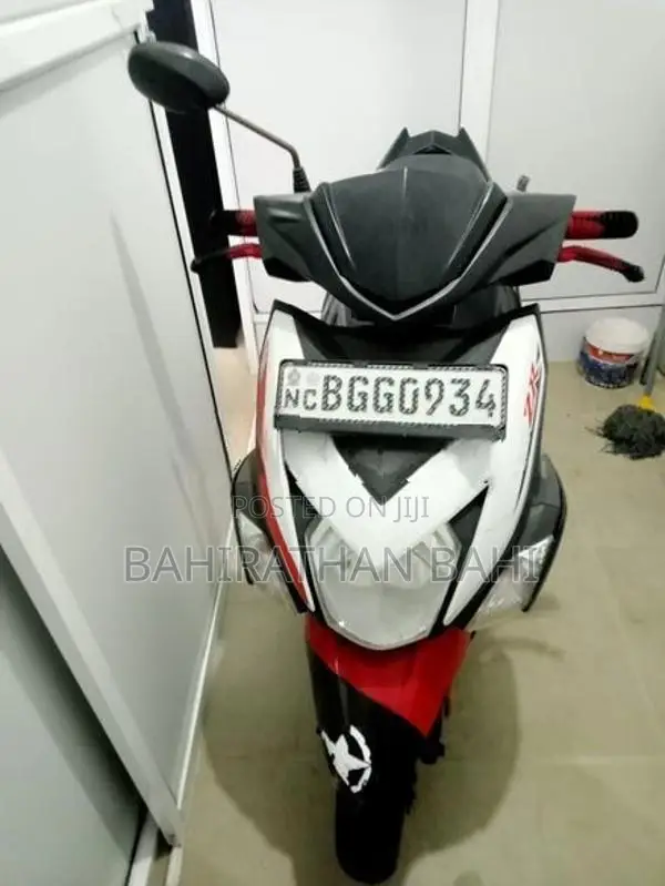 Yamaha RayZR 2018