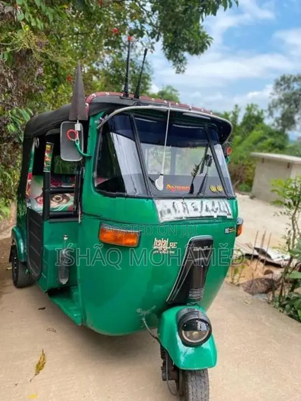 Bajaj RE 2009