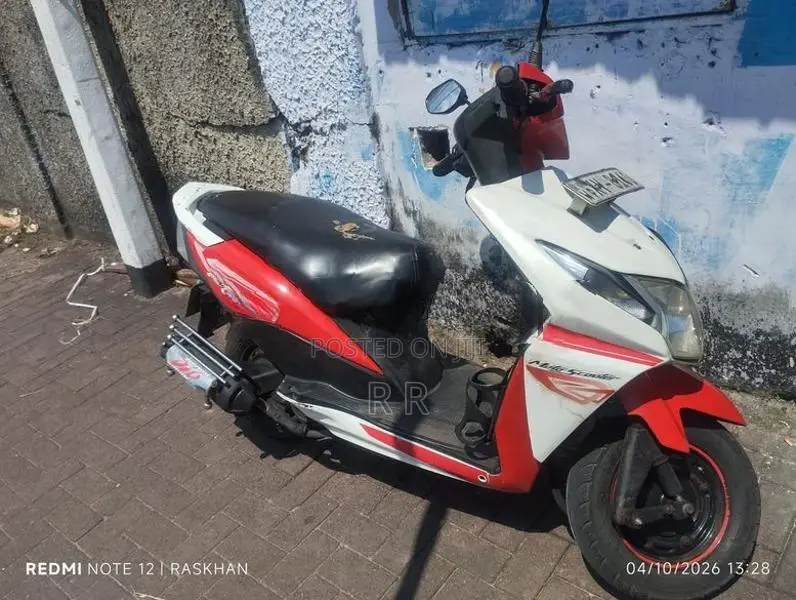 Honda Dio 2012