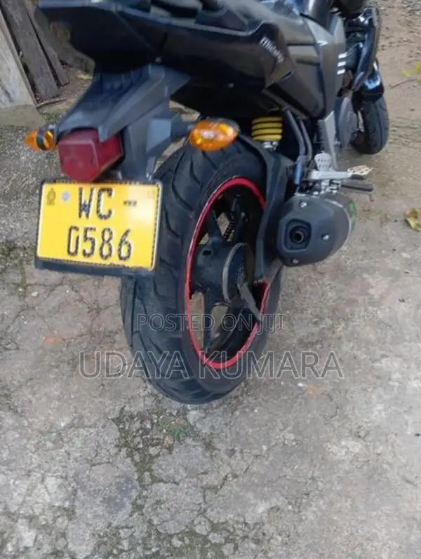 Yamaha FZ V1 2010