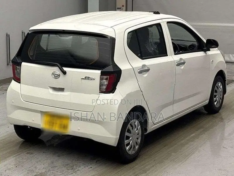 Daihatsu Mira 2026