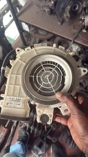 NISSAN X TRAIL Battery Blower Fan