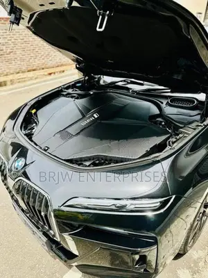 BMW i7 xDrive60 M Sport 2024