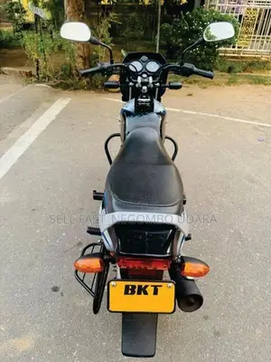 Bajaj CT100 2026