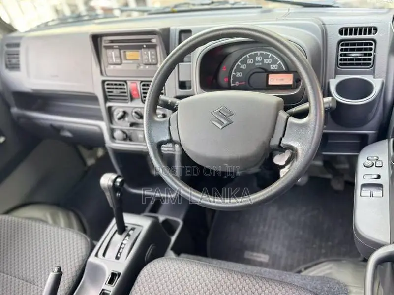 Suzuki Carry Kx Custom 4 Wd 2024