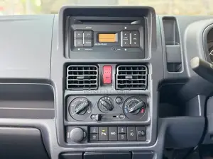 Suzuki Carry Kx Custom 4 Wd 2024