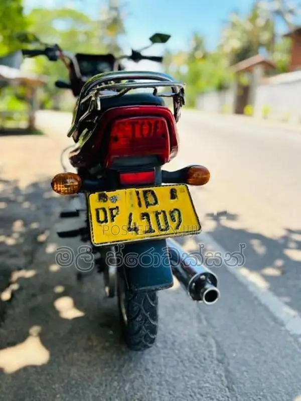 Bajaj CT100 2008