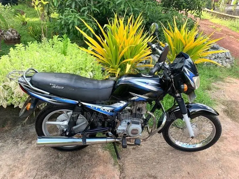 Bajaj CT100 2015