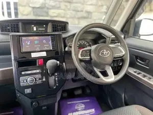 Toyota Roomy G 2023