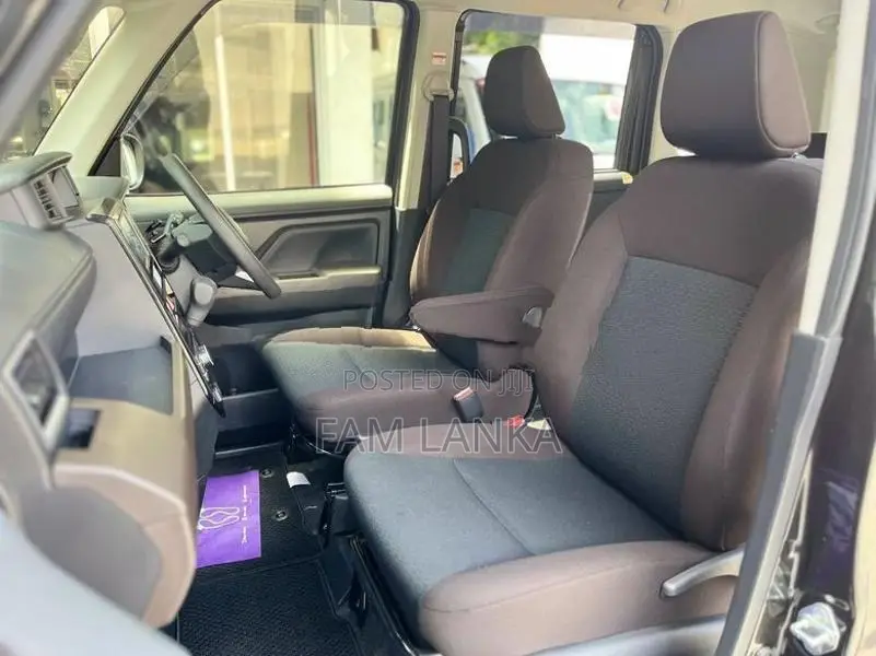 Toyota Roomy G 2023