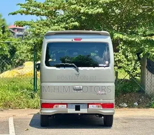 Suzuki Every 2025