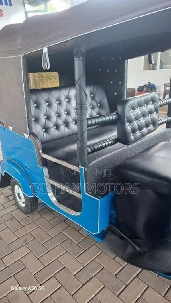 Bajaj RE 4 Stroke 2014