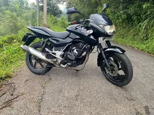 Bajaj Pulsar 150 2011