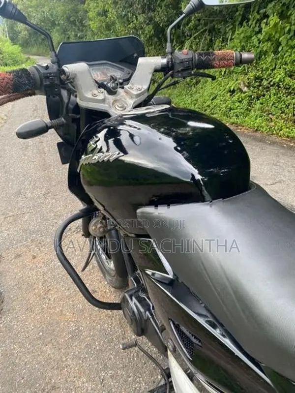 Bajaj Pulsar 150 2011