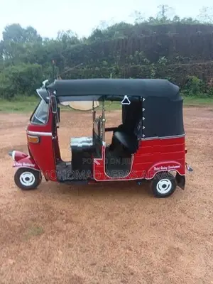Bajaj RE 2004