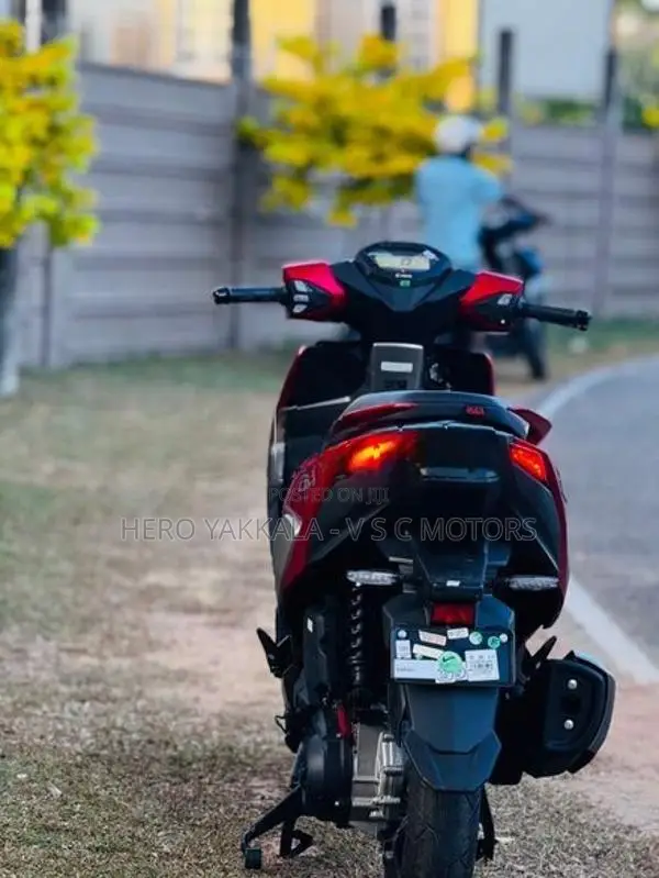 Hero XOOM 125R 2026