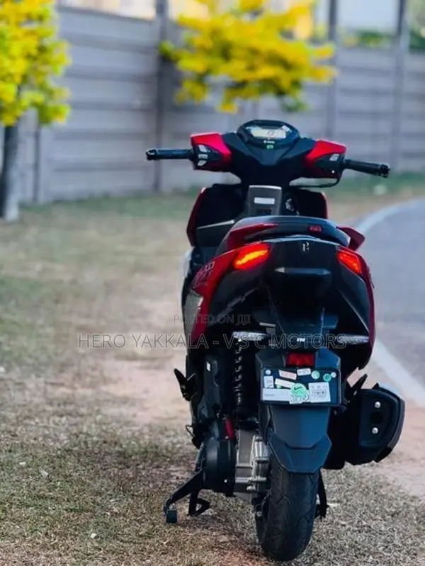 Hero XOOM 125R 2026
