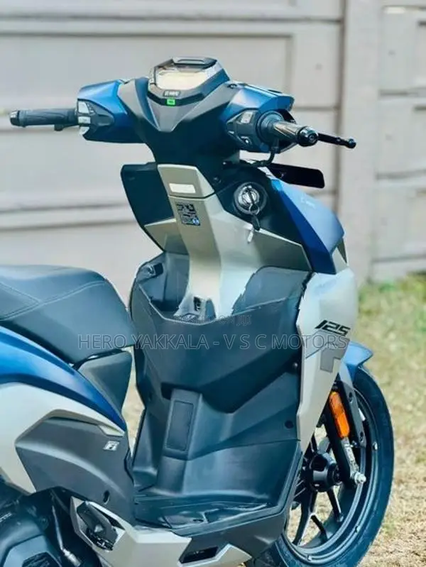 Hero XOOM 125R 2026