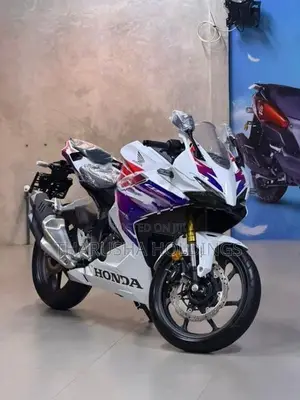 Honda CBR 250RR 2025