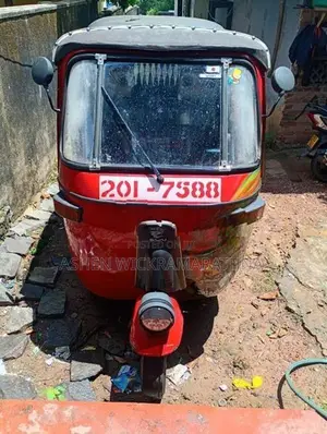 Bajaj RE 1995