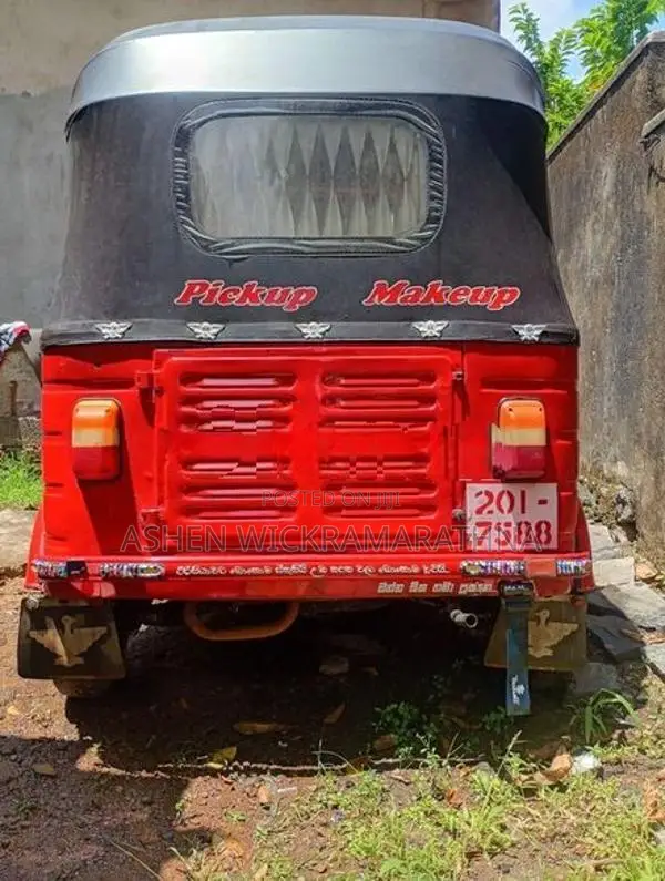 Bajaj RE 1995